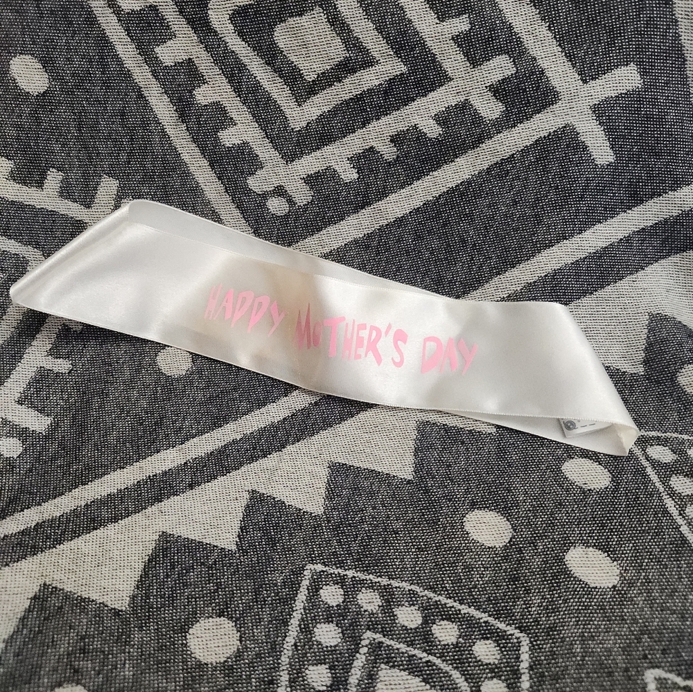 Build-A-Bear Workshop BABW Happy Mother's Day White & Pink Sash